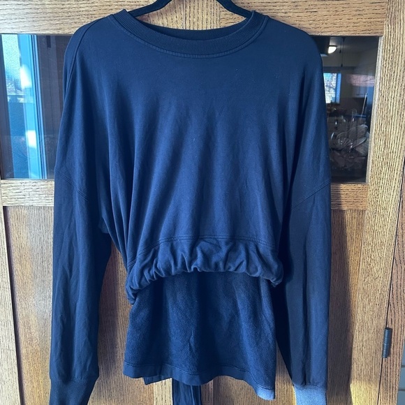 Lululemon Bound to Bliss Pullover | Black | Size M/L - Picture 3 of 5